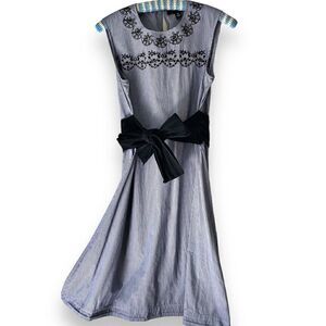 YYigal Pin Stripe Cotton A Line Summer Dress with Sash & Embroidery Detail Sz M